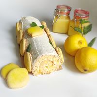 swiss roll lemoncurd met deco